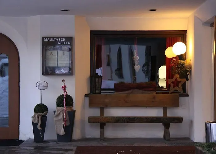 Margarete Maultasch By Vaya Nauders